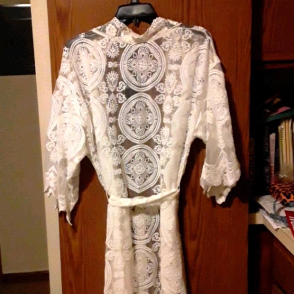 Lace mesh medallion kimono duster cover up - Picture 1 of 7
